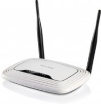 Безжичен рутер TP-Link TL-WR841N                        